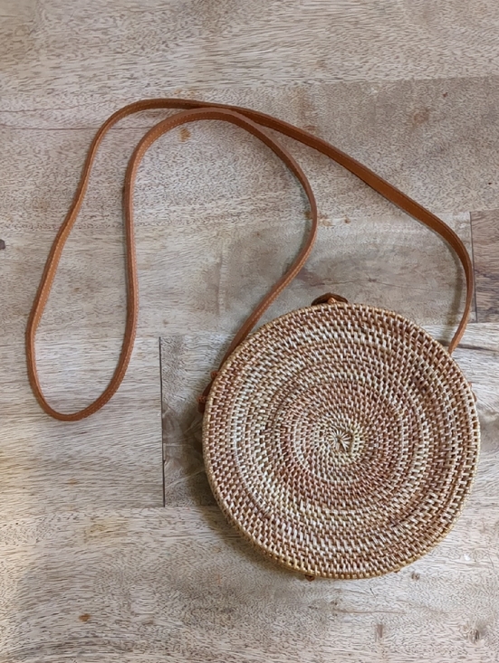 Handbags - Woven Round Crossbody Bag in Natural Tan